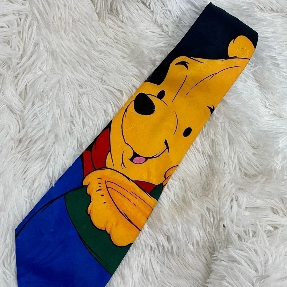Vintage Disney Winnie the Pooh eating Honey Tie